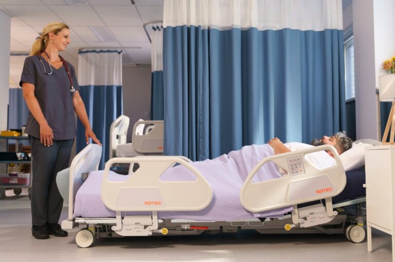 Bariatric patient on Rotec VersaTech 1100